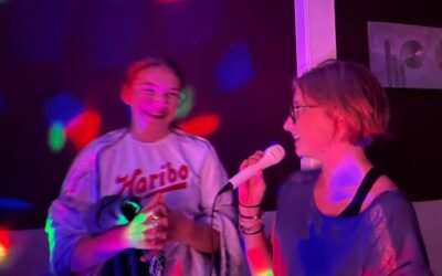 Soirée jeux et karaoké à l’internat